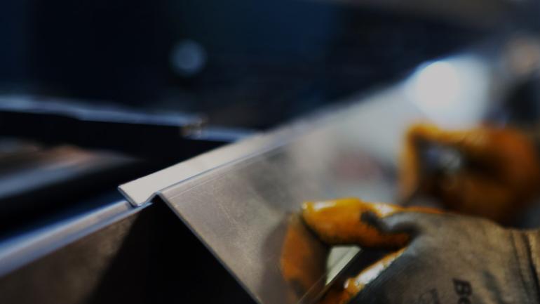 CNC Abkant Büküm - ASSOY MAKİNA